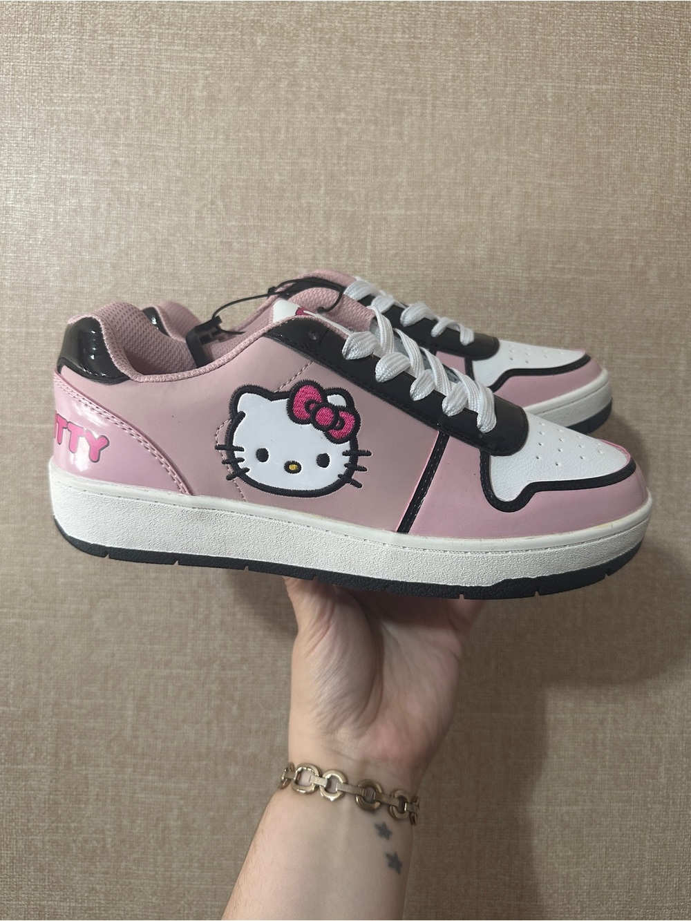 Hello Kitty Pink Womens Sneakers Shoes ***